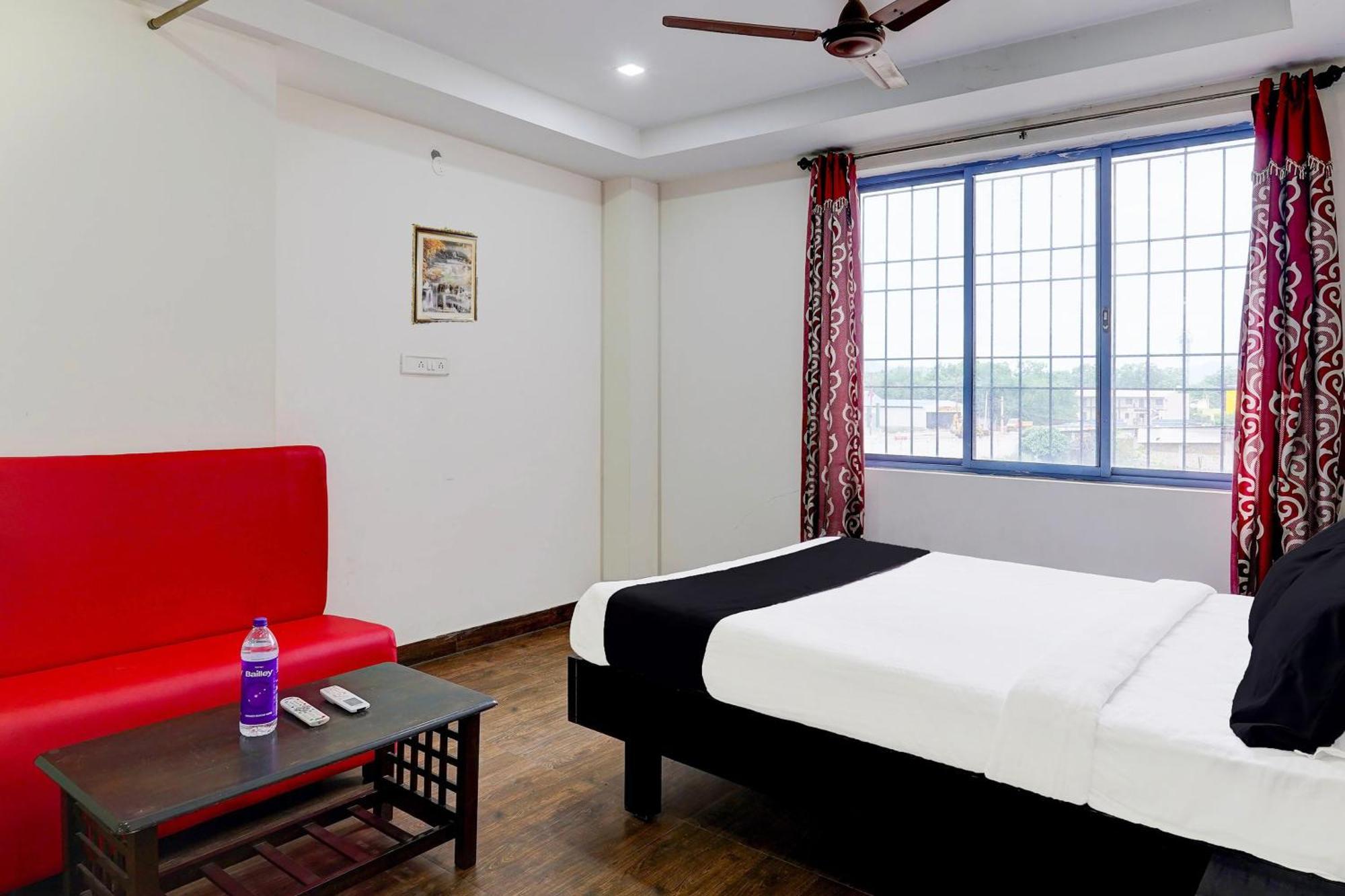 Hotel O Ambur Bagian luar foto