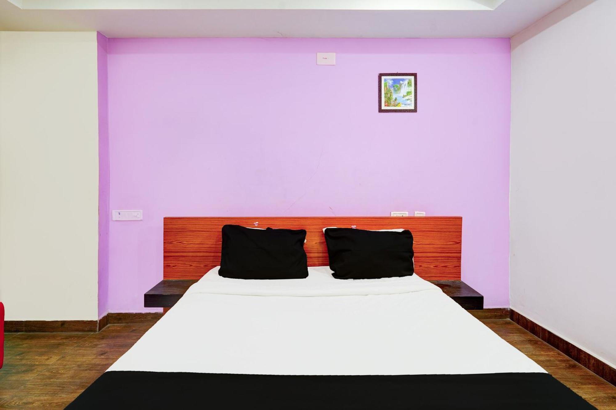 Hotel O Ambur Bagian luar foto