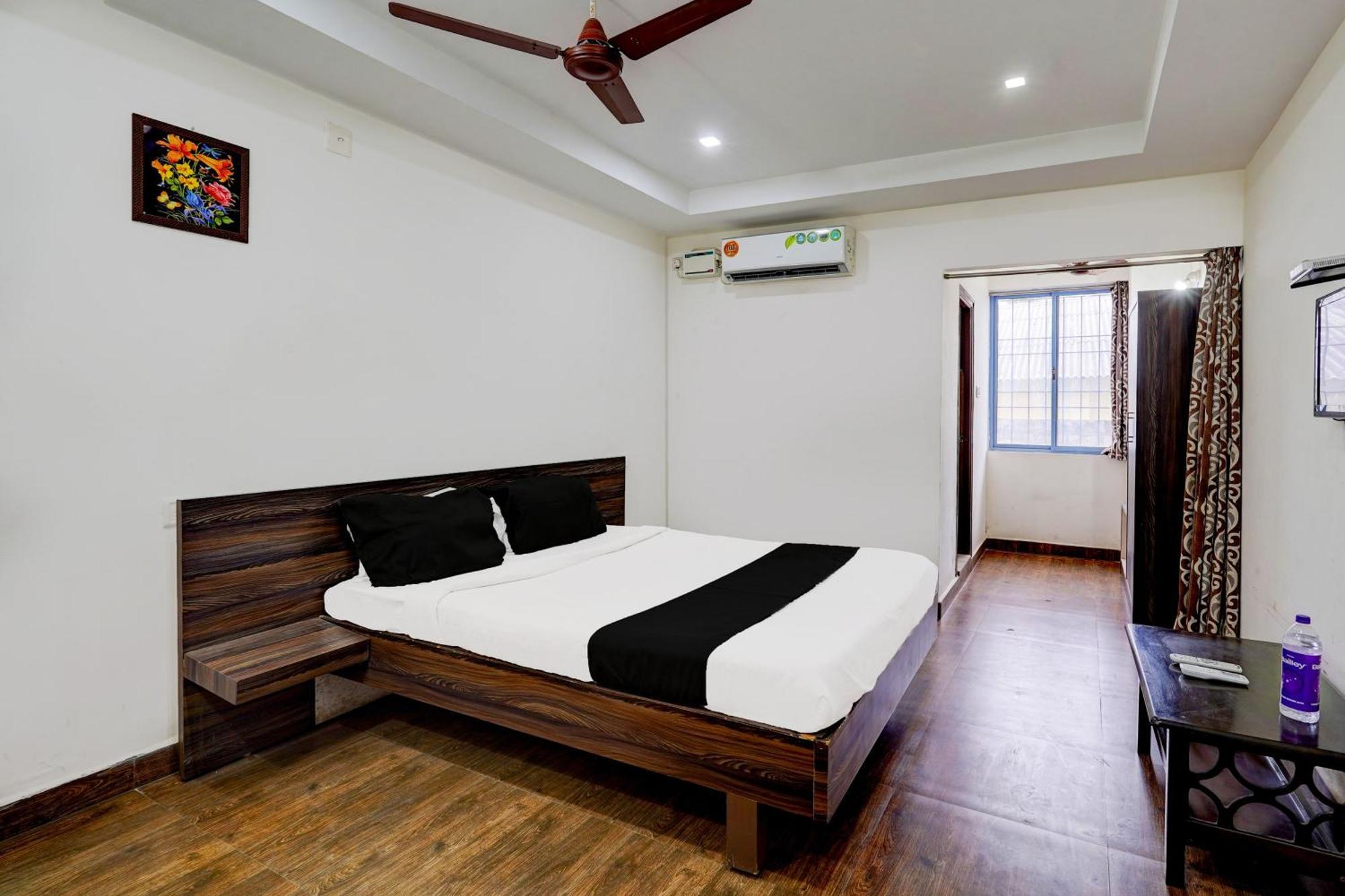Hotel O Ambur Bagian luar foto