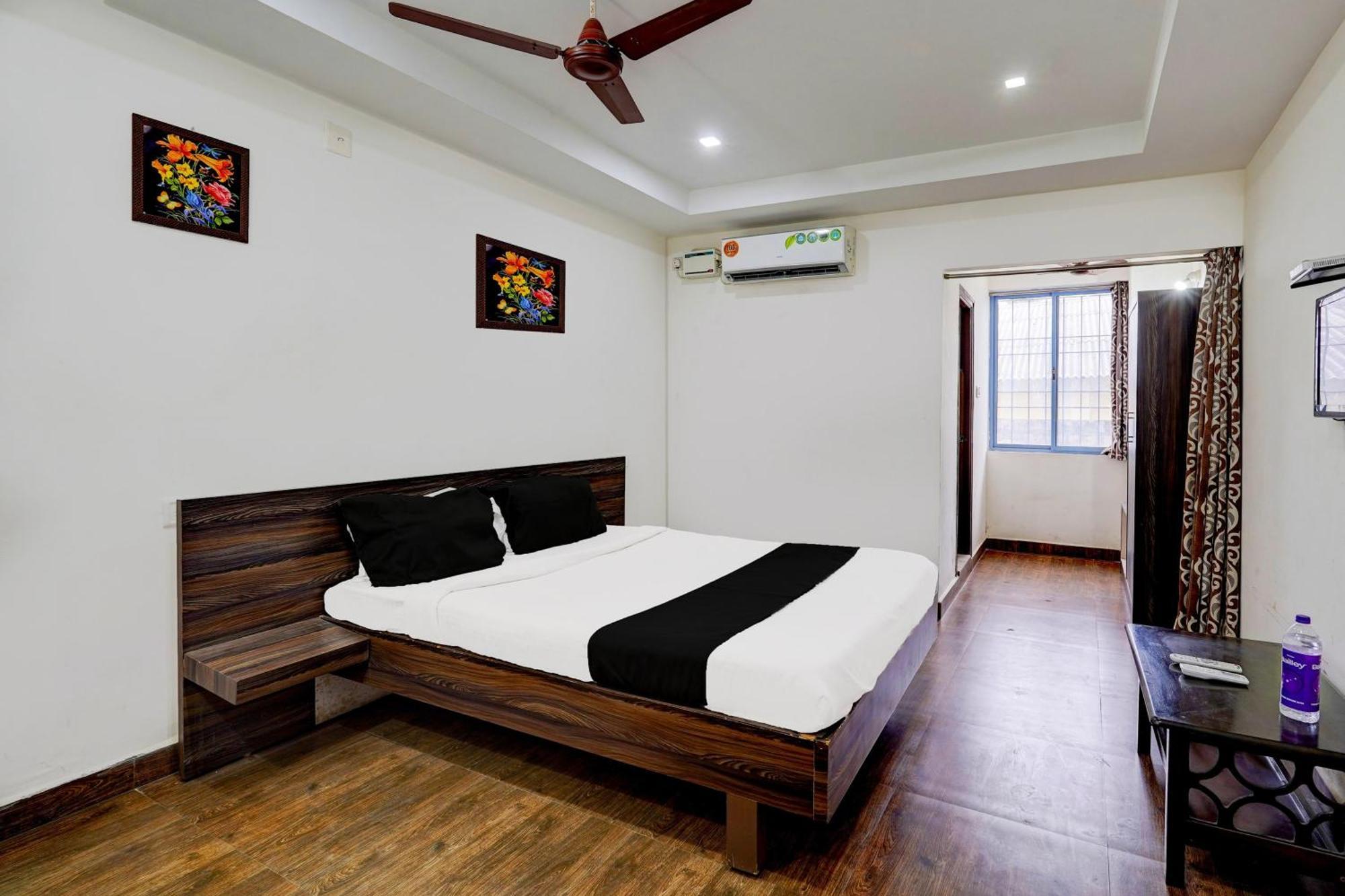 Hotel O Ambur Bagian luar foto