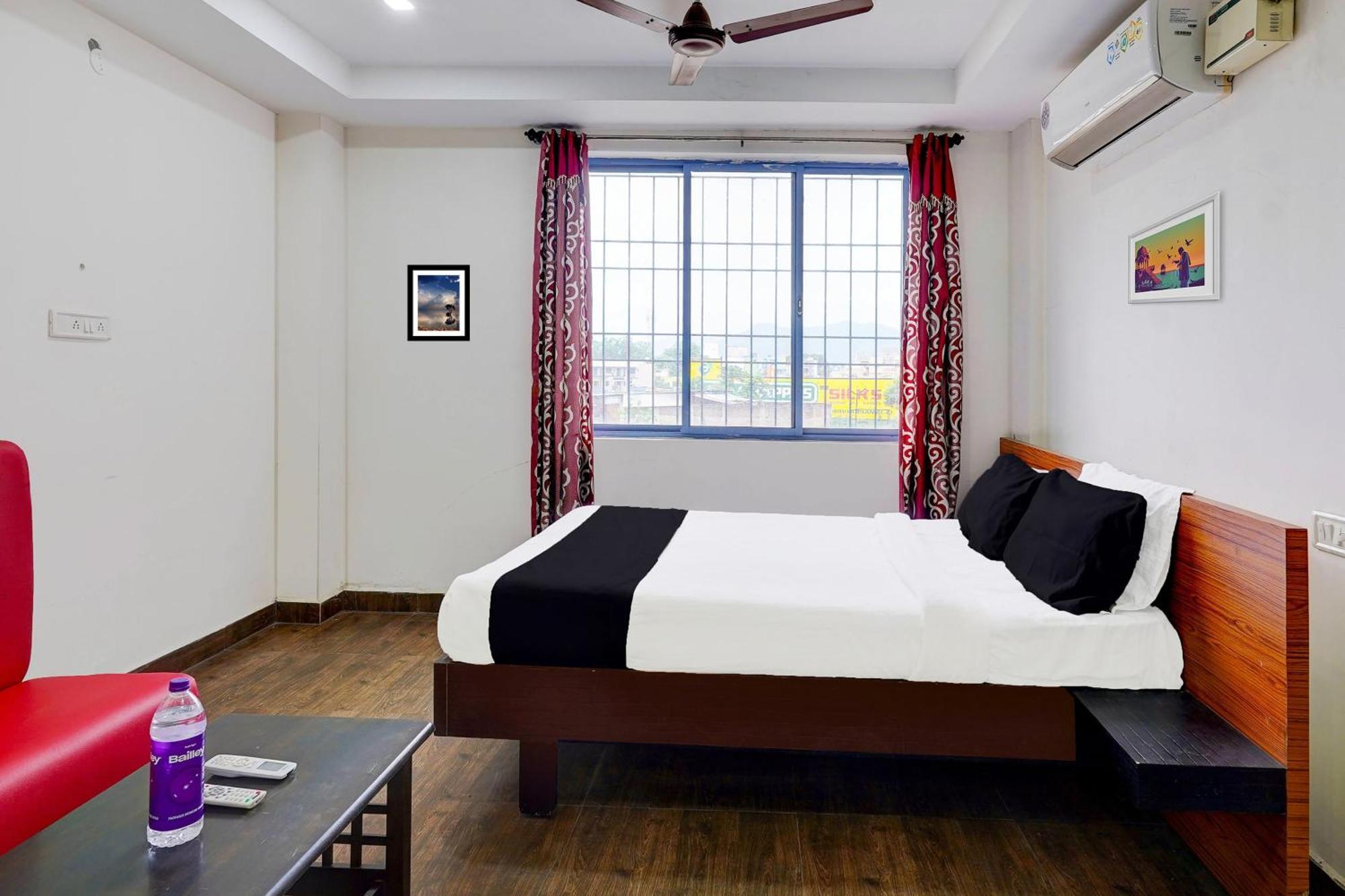 Hotel O Ambur Bagian luar foto