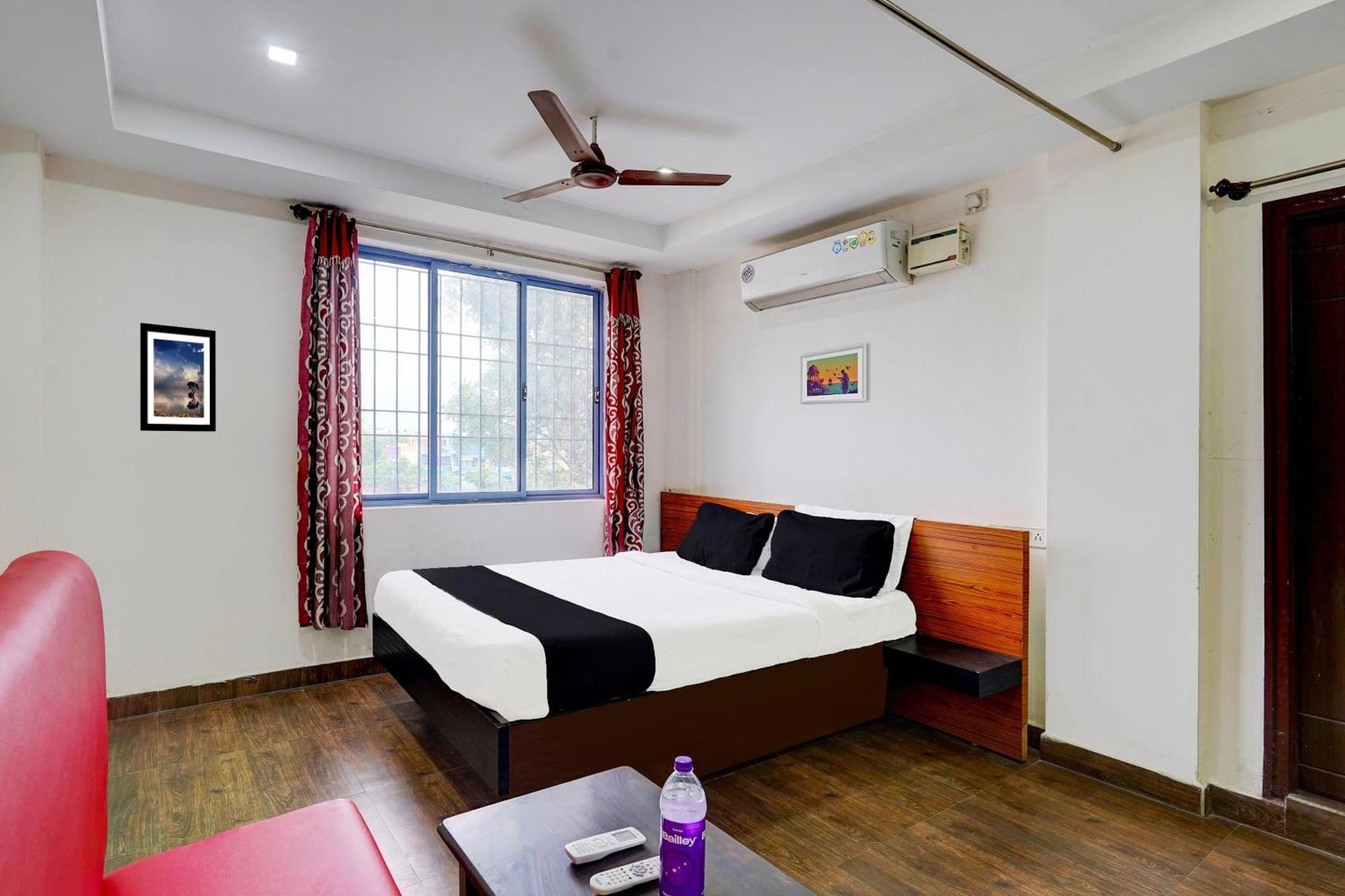 Hotel O Ambur Bagian luar foto