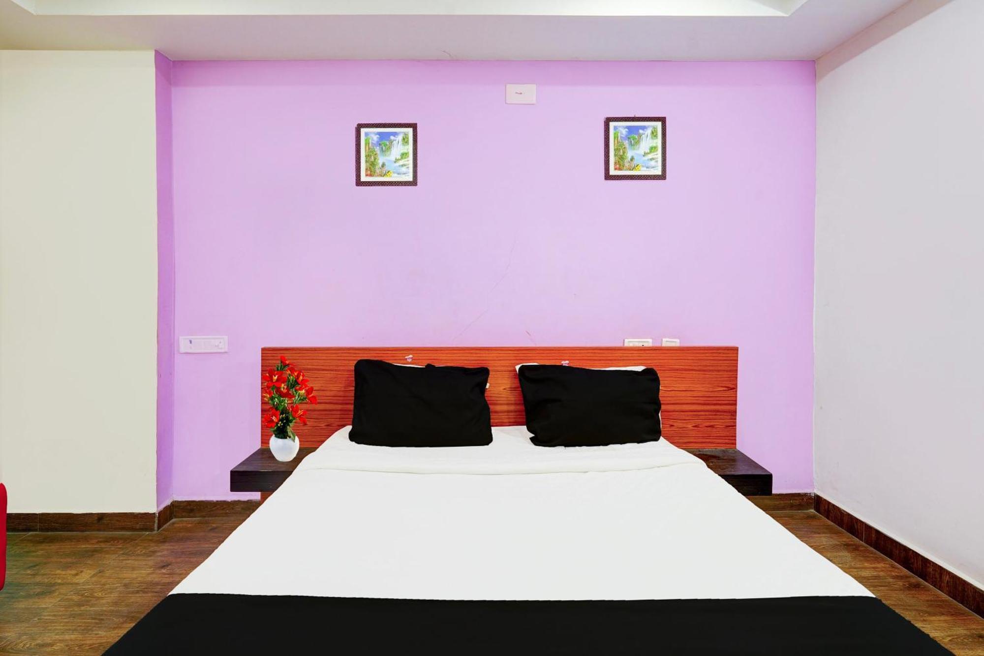 Hotel O Ambur Bagian luar foto